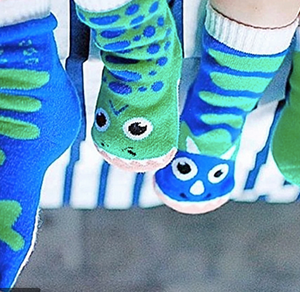 Adult Pals Mismatched Socks